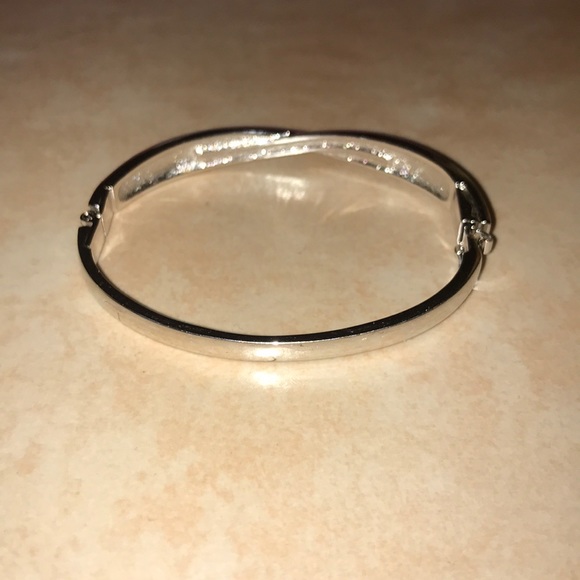 Swarovski twist rows bracelet with crystals